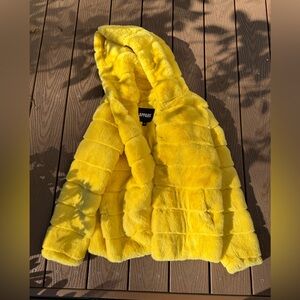 Apparis Sunny Yellow Jacket